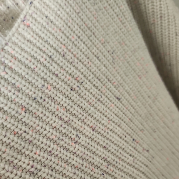 French Connection Light Gret Crew Neck Sweater - Picture 9 of 12